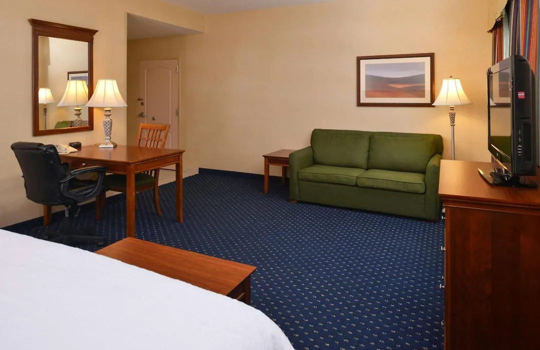 Hampton Inn And Suites Fredericksburg South-1