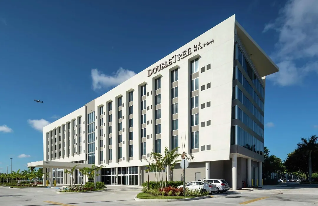 Doubletree By Hilton Miami Doral-1