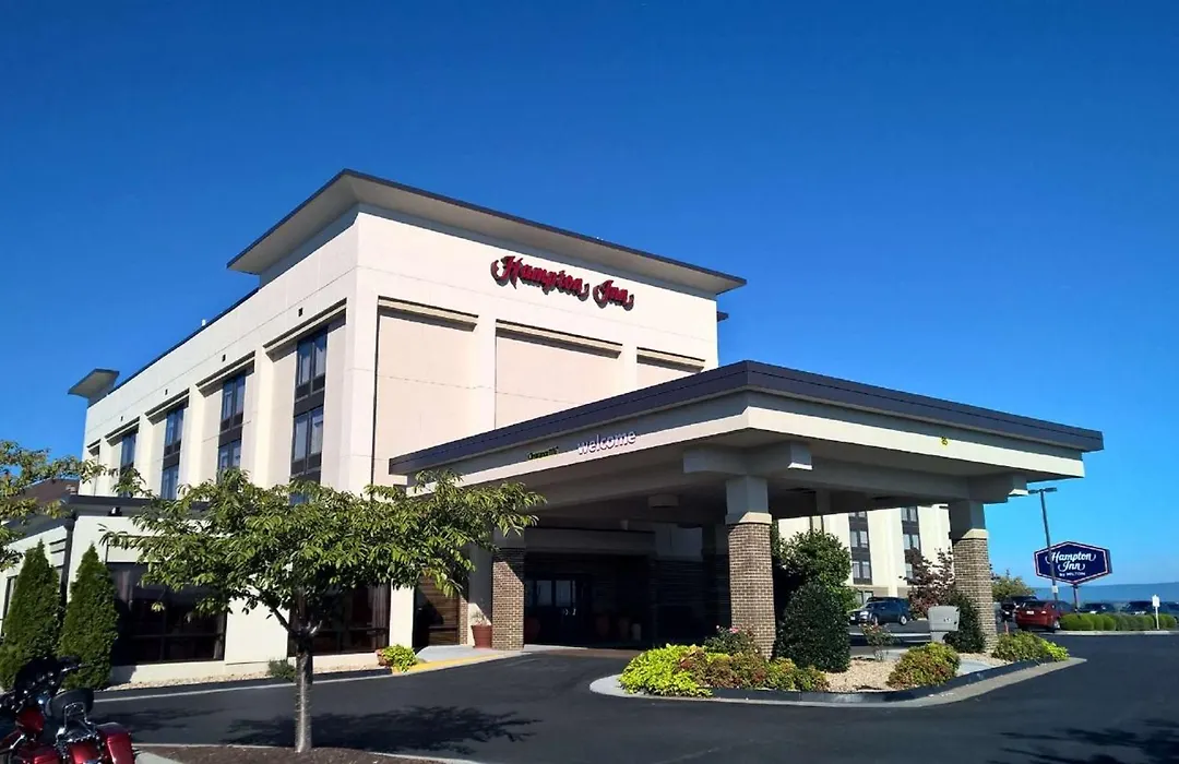 Hampton Inn Harrisonburg - University-1
