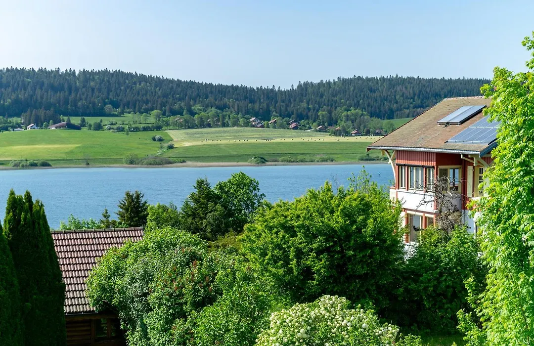 Hôtel-Restaurant Le Lac-1