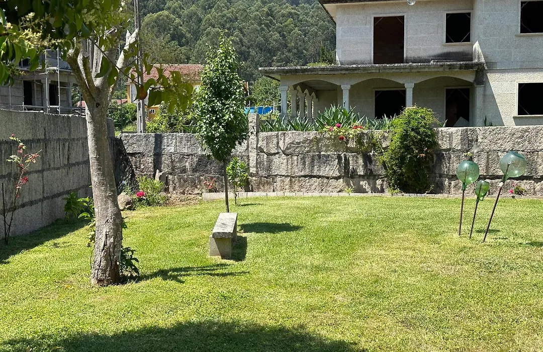 Hostal Expo-1