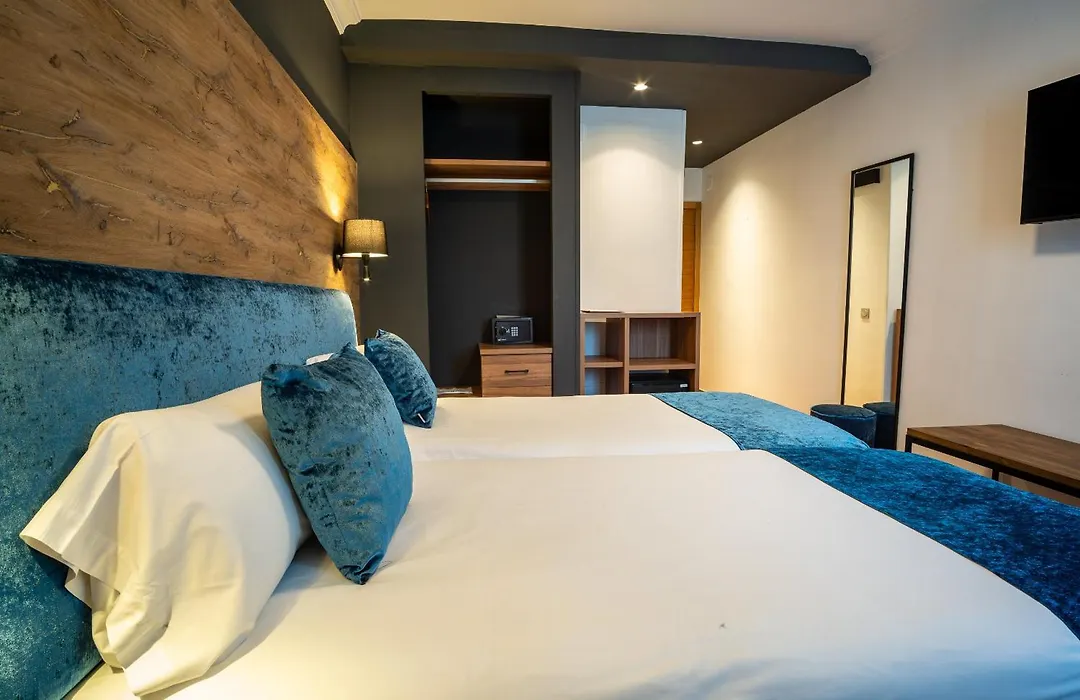 Hotel Familia Conde-1