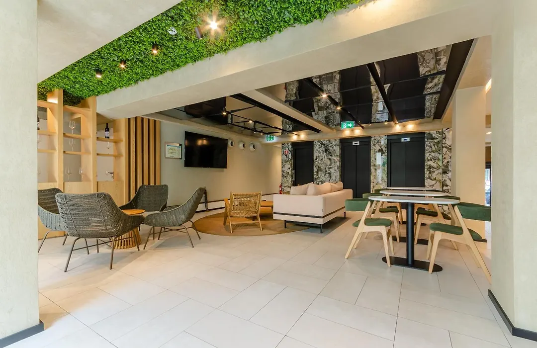 Omid Saldanha Hotel-1