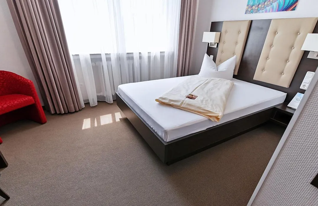 Hotel Monopol-1