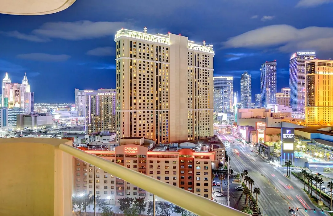 Premium Suite Mgm Signature High Flr Balcony Strip View-1