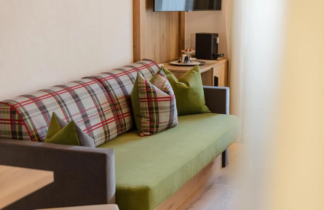 Hotel Garni Jagdhof-1