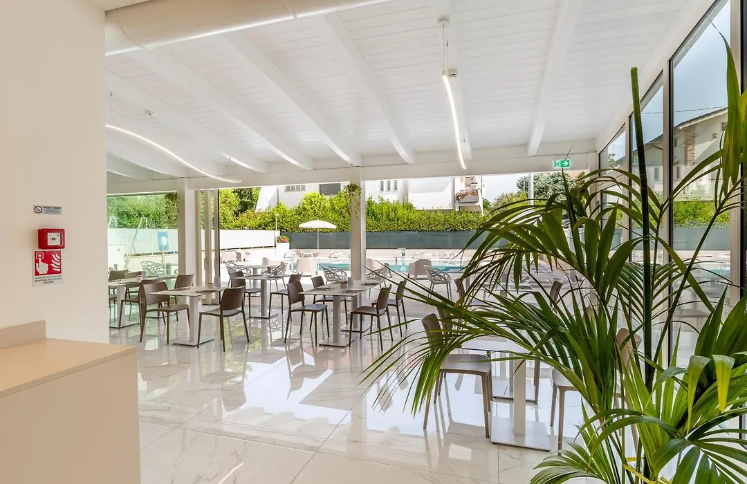 Hotel Carducci-1