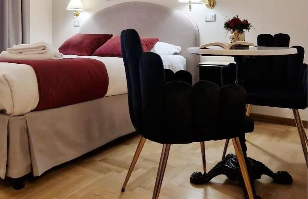 Boncompagni Suite-1