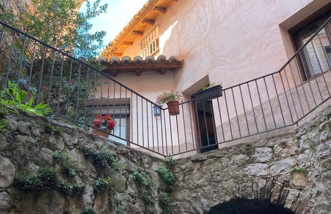 Caserón De La Fuente-1