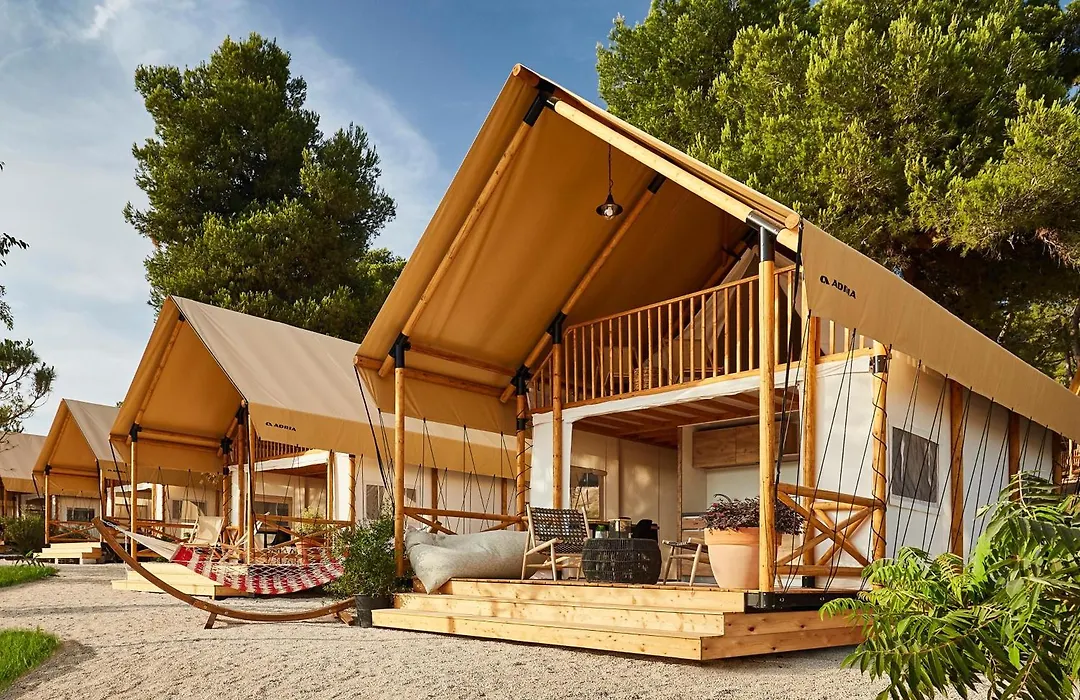 Arena One 99 Glamping-1