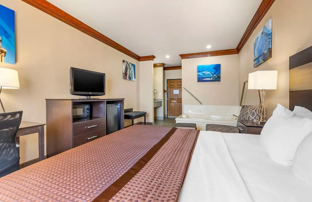 Best Western Fort Worth Inn & Suites-1