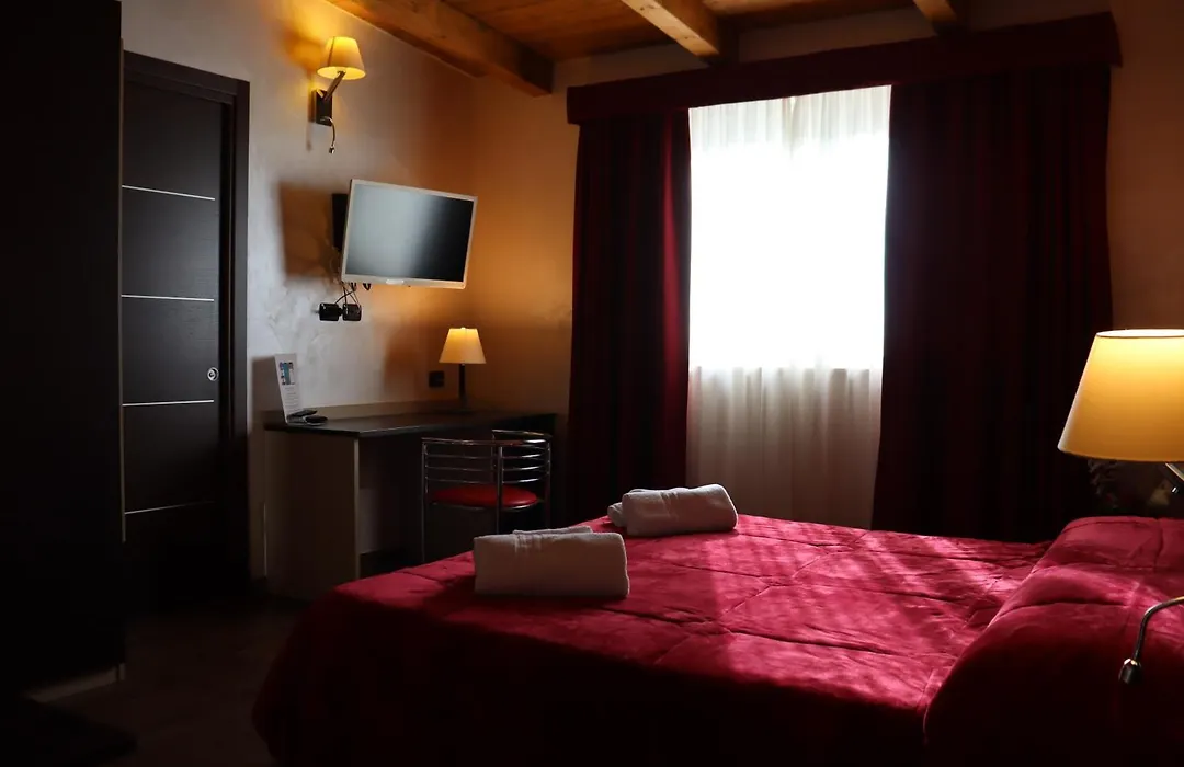 Hotel Paradiso-1
