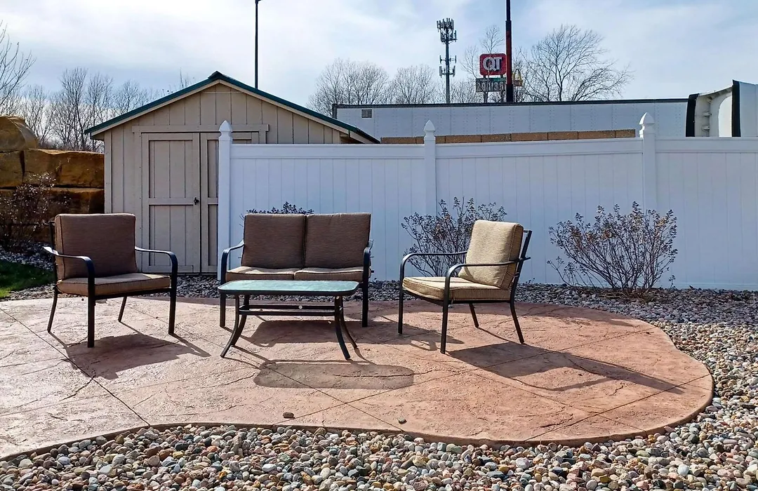 Econo Lodge Oak Grove-Blue Springs-1