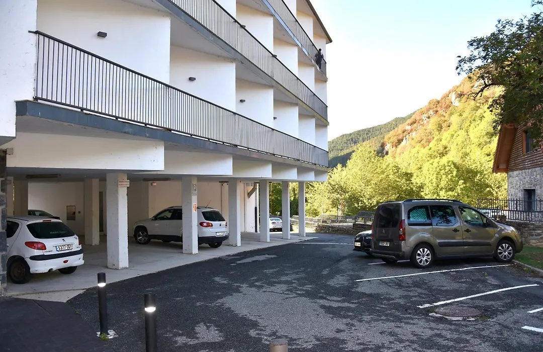 Hotel y Apartamentos SNÖ Isaba-1