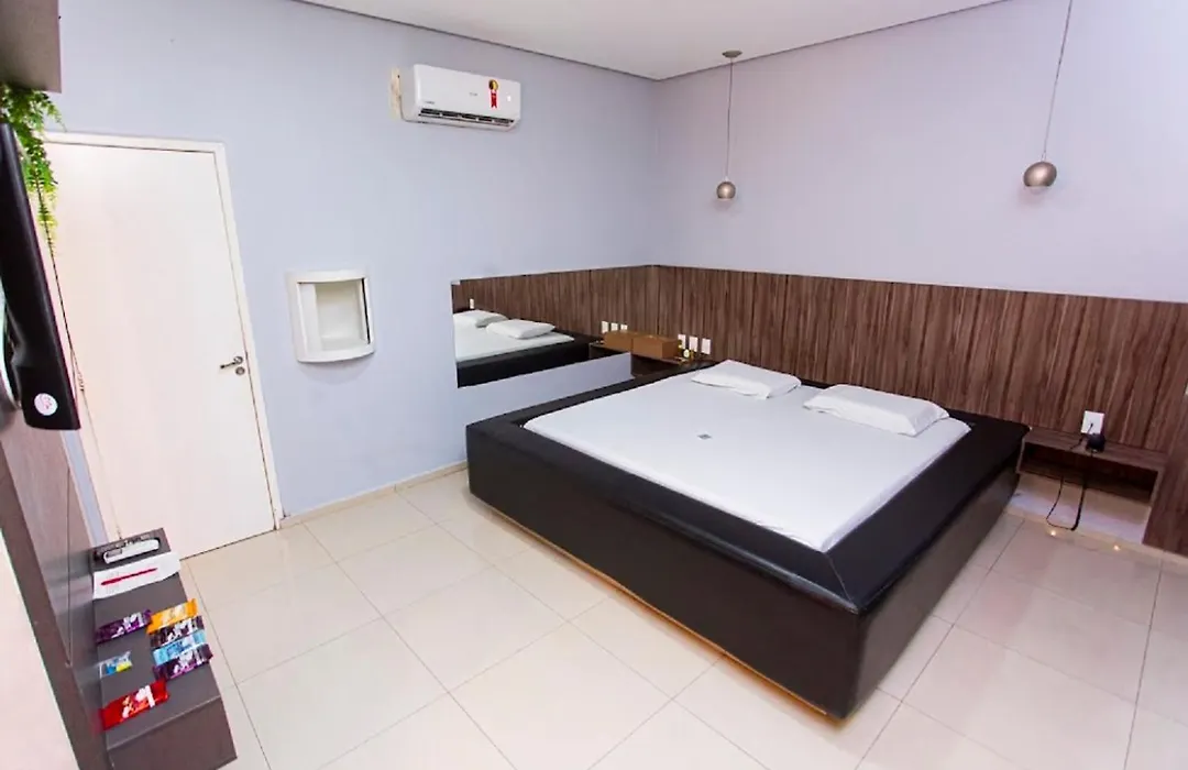 Lotu'S Motel-1