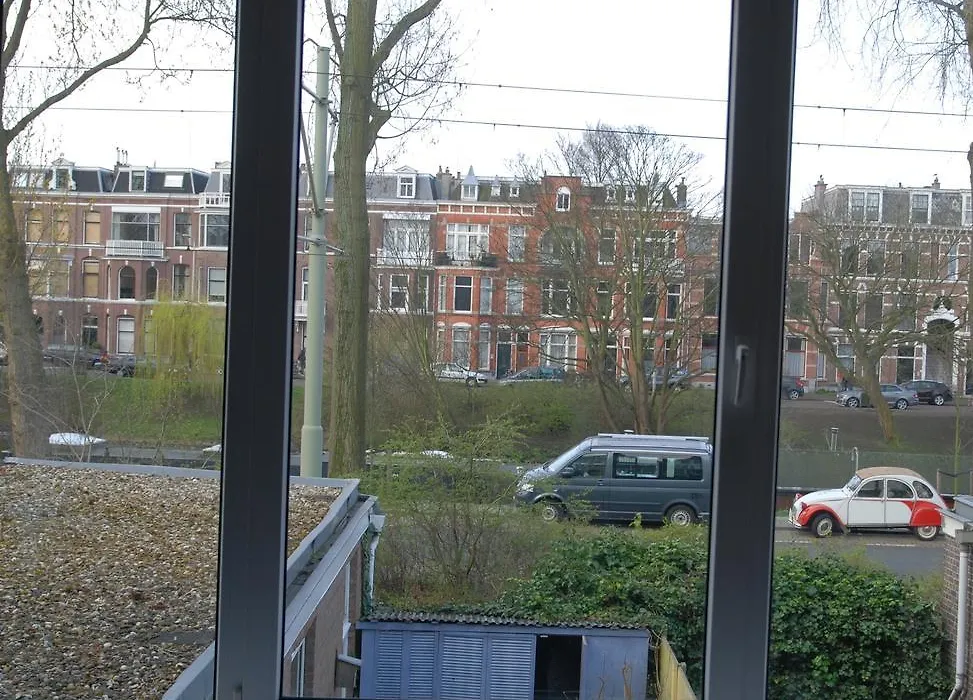 Bed&Breakfast Obrechtstraat-1