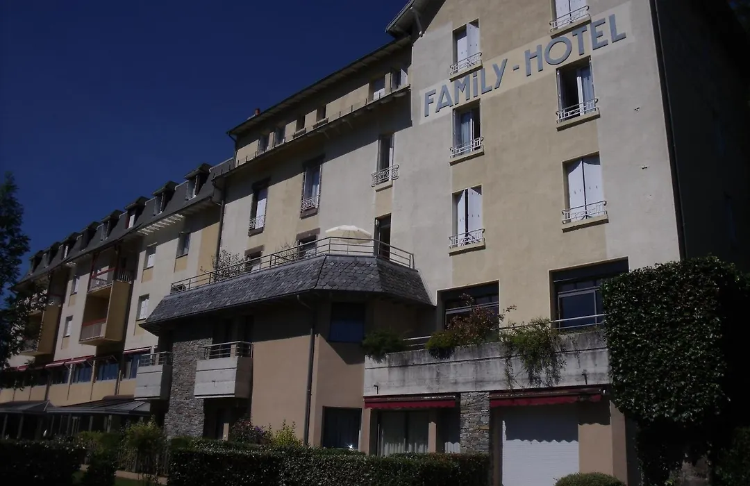 Family Hotel-1