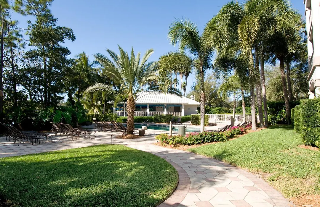 Trianon Bonita Bay Hotel-1
