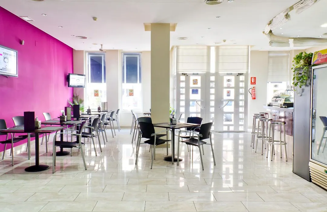 Hotel Traíña-1