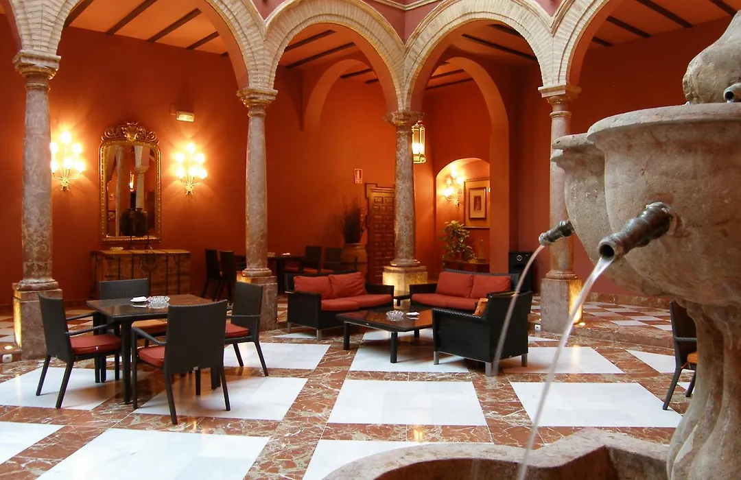 Hotel Santo Domingo Lucena-1