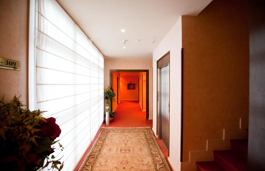 Hotel Cordon-1