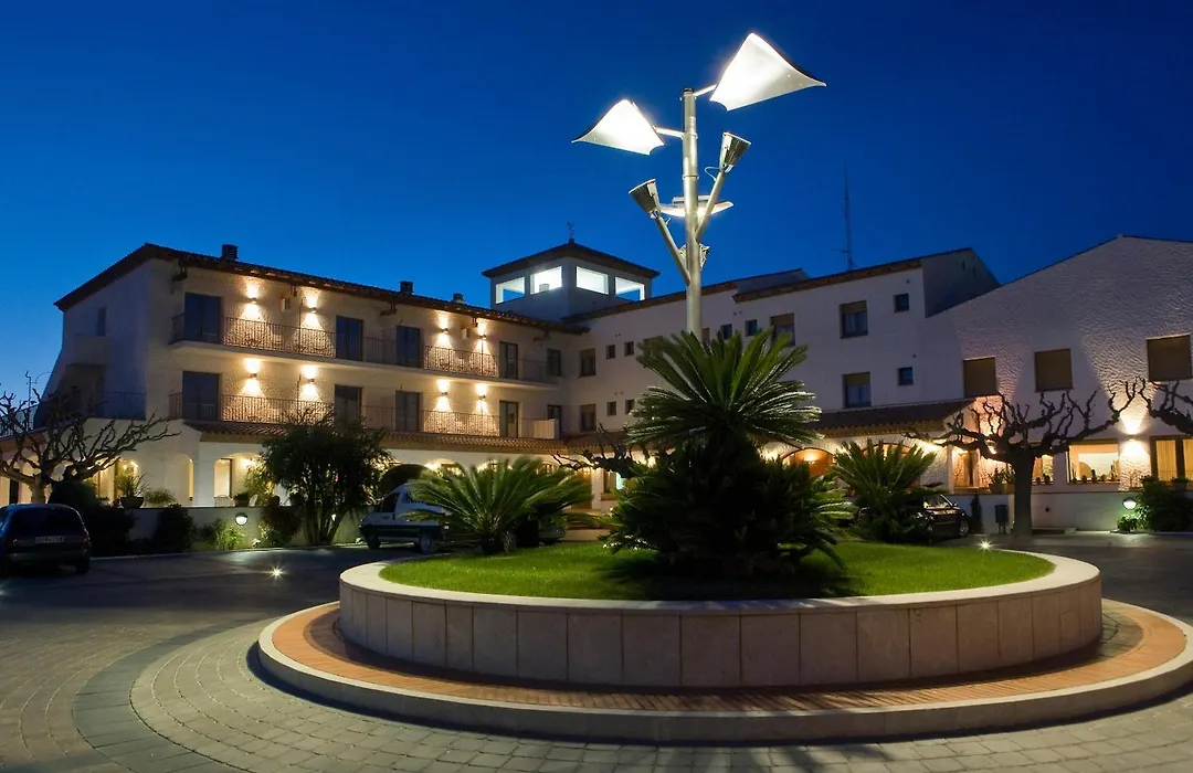 Hotel Restaurant Bon Retorn-1