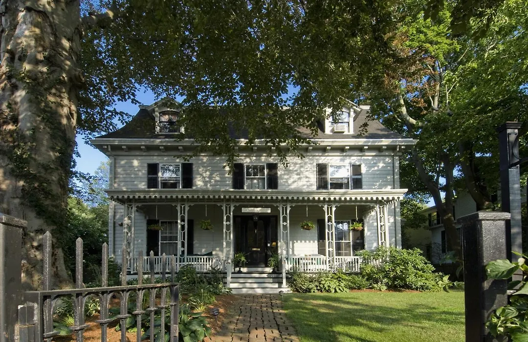 Marshall Slocum Inn-1