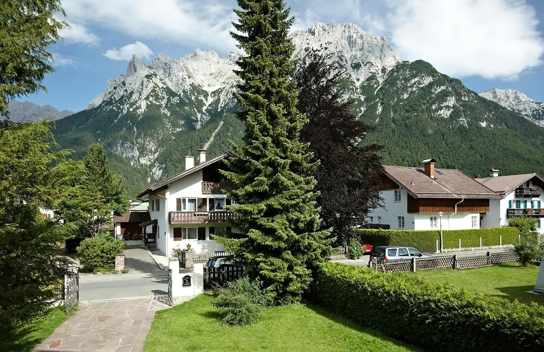 Haus Schweigart-1