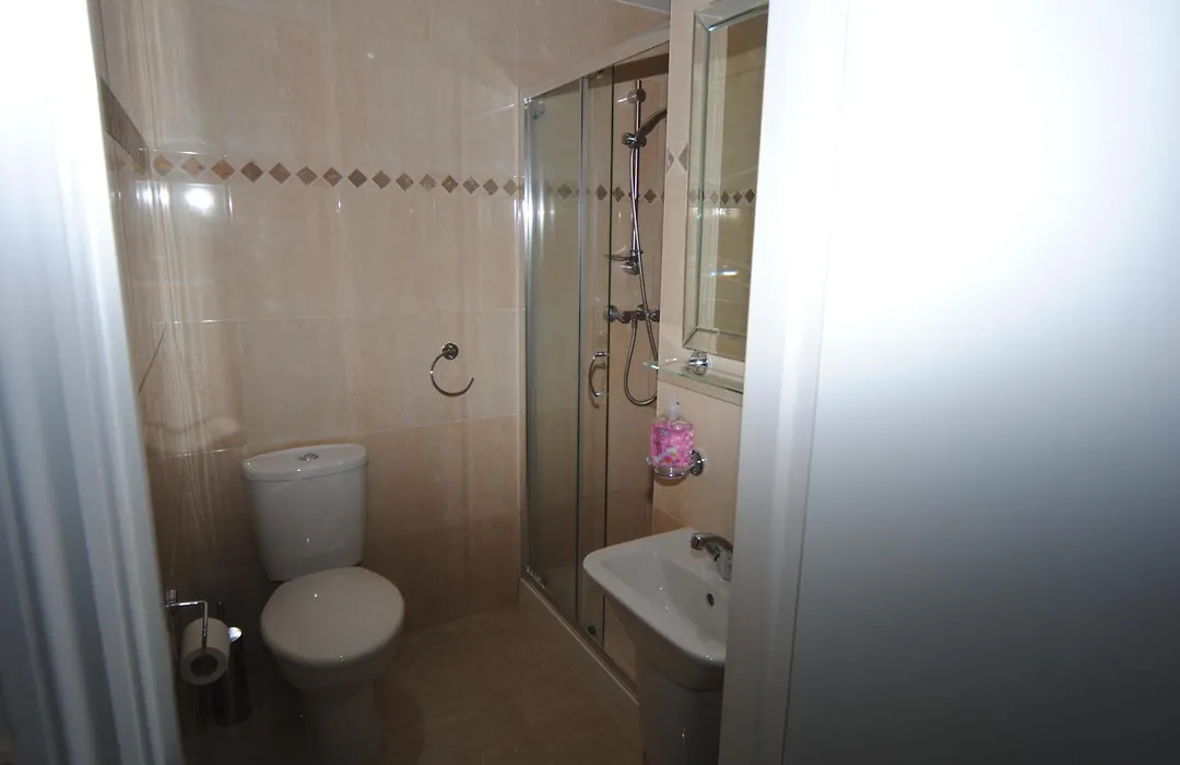 Tony'S House Hotel-1