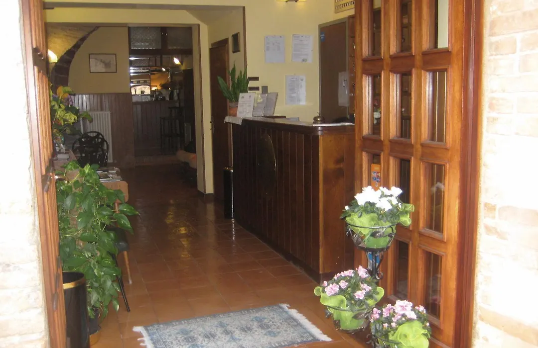 Hotel San Rufino-1