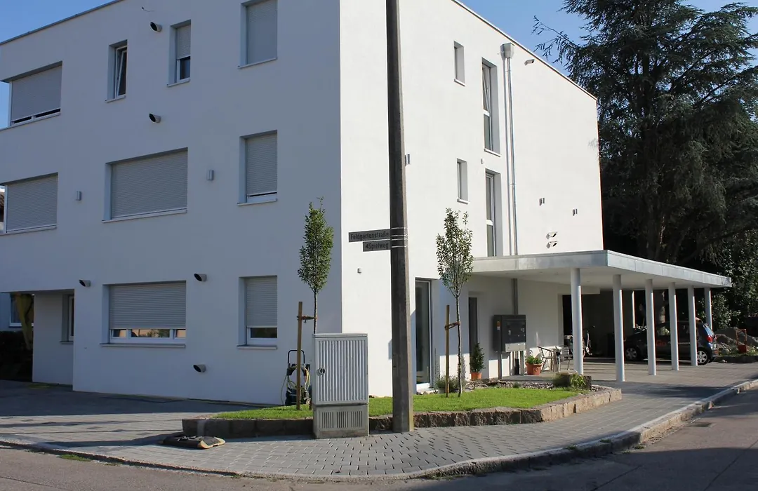 Go2Bed Hotel&Restaurant Weil am Rhein / Basel-1