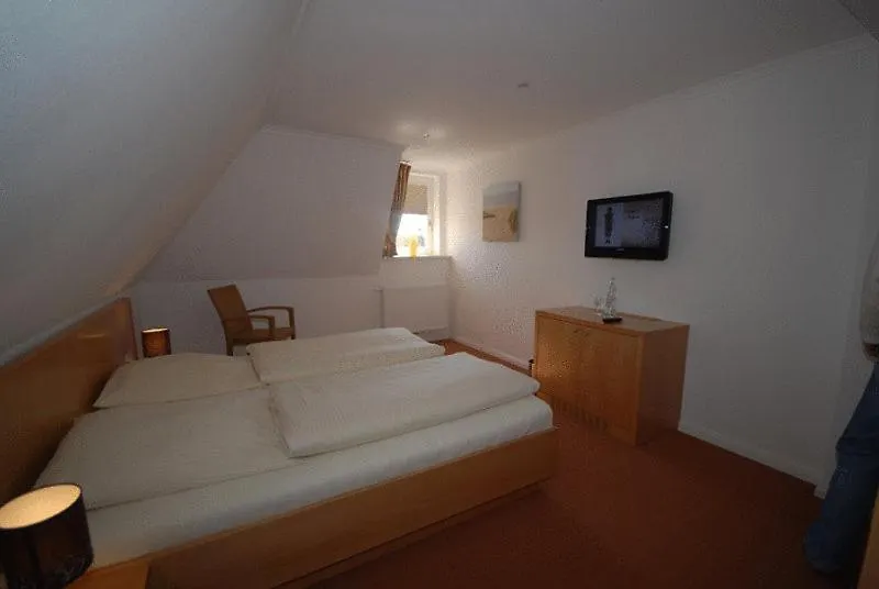 Hotel und Restaurant Petit Robby-1