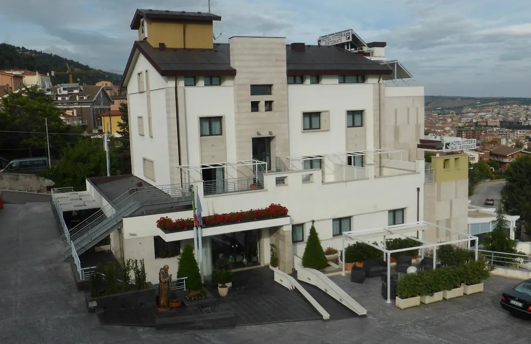 Hotel Vittoria-1