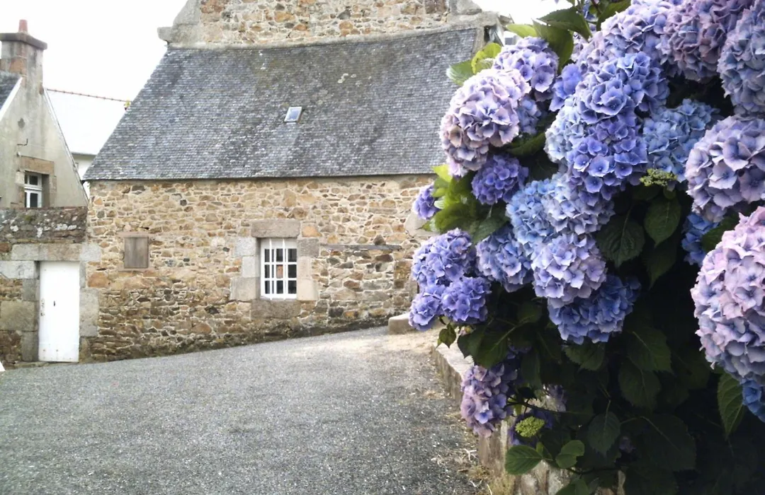 Logis Hermitage-1
