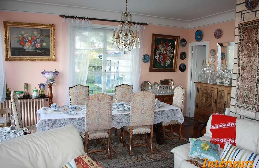 Villa Erresinolettean-1