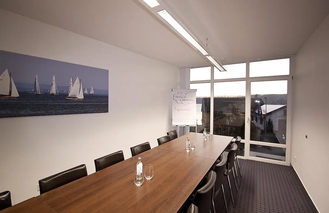 Lupinenhotel Bodensee-1