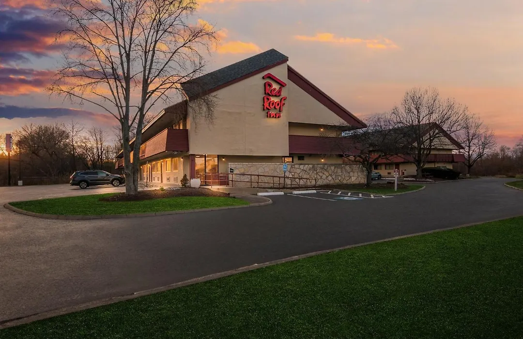 Red Roof Inn Enfield-1