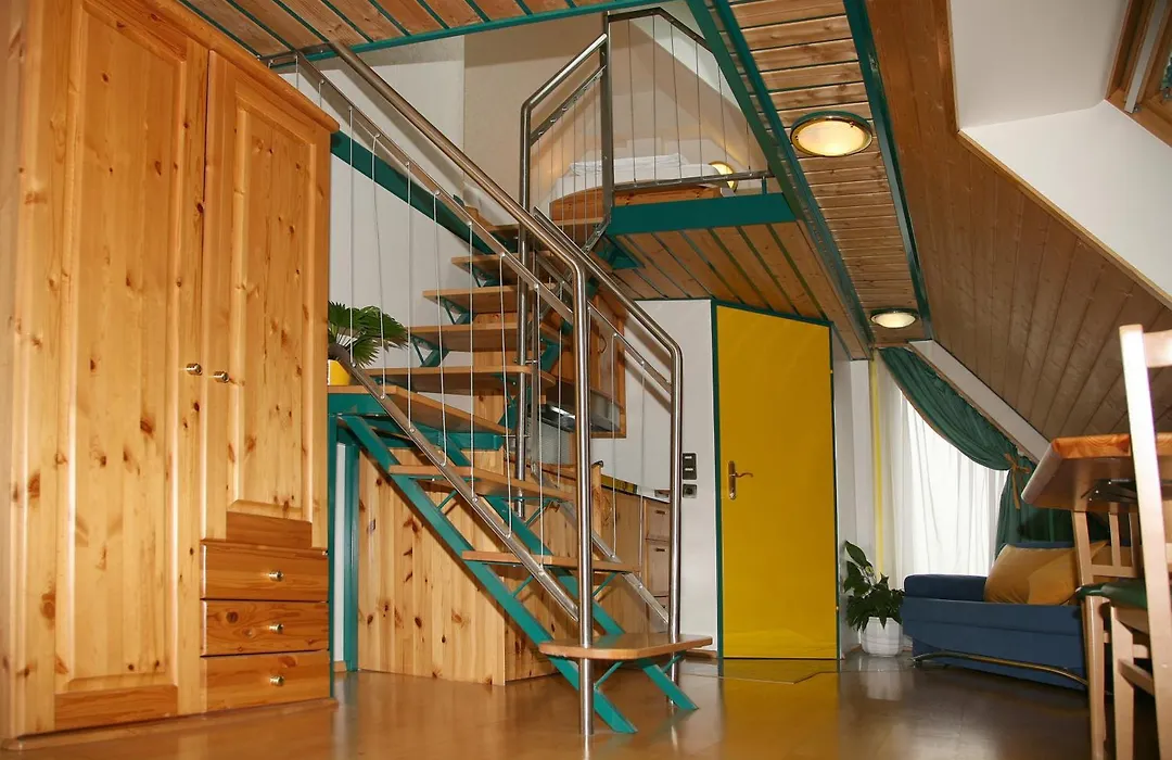 Hotel Asperner Löwe-1