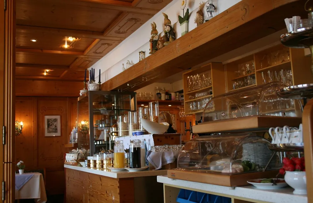 Hotel Strand-Cafe Meersburg-1