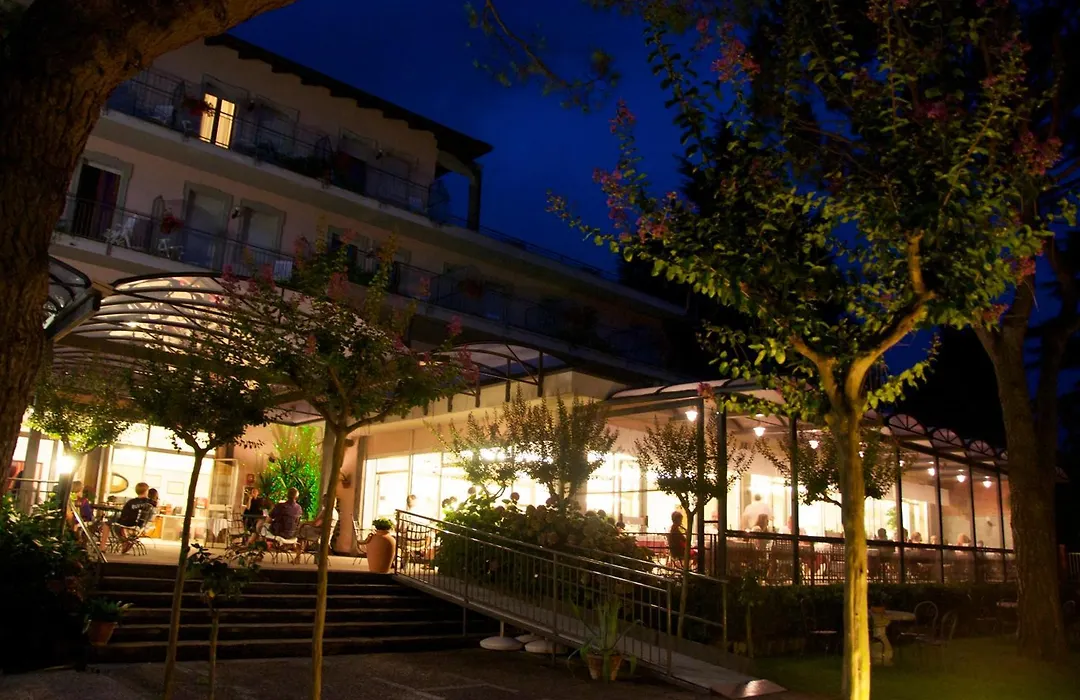 Hotel Marina-1