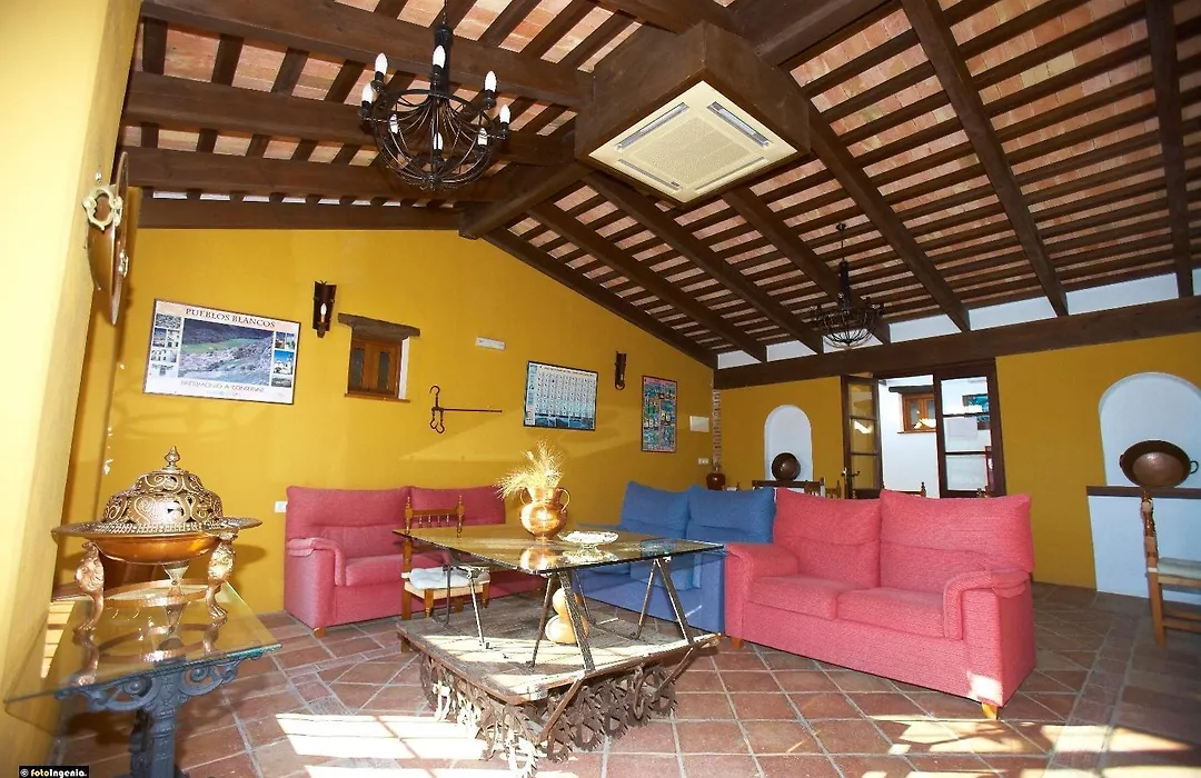 Hotel Enrique Calvillo-1
