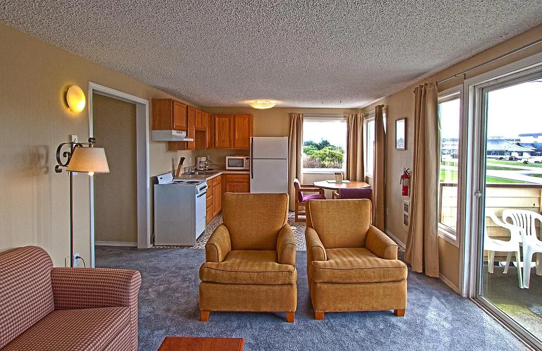 Ocean Shores Inn & Suites-1