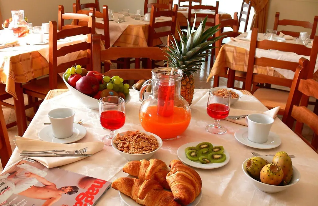 Hotel Il Conte Dell'Etna-1