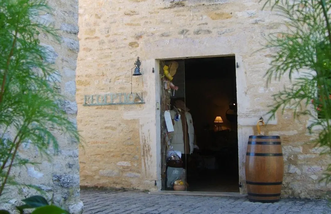 Le Hameau de Barboron-1