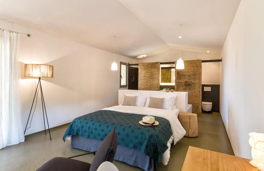 Hotel Les Chambres de Mila Bonifacio-1