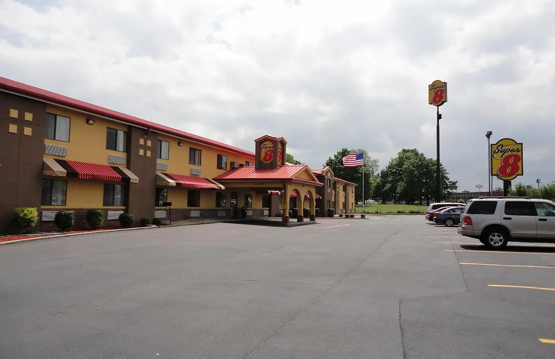 Super 8 South By Wyndham-1