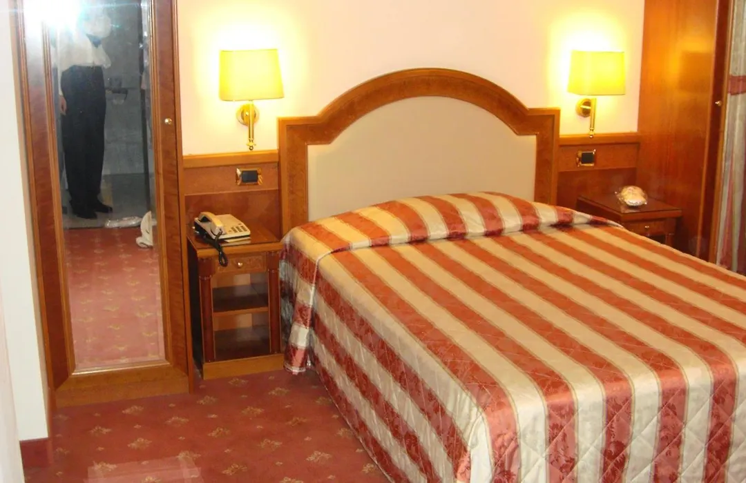 Albergo Corona-1