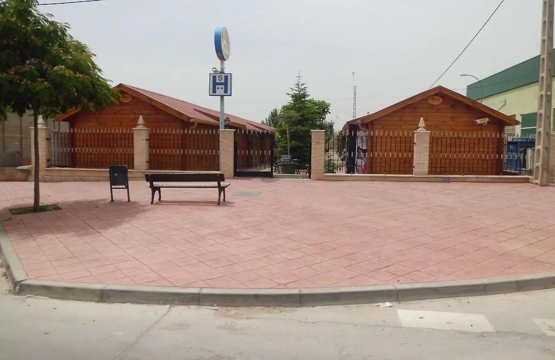 Hostal Gran Avenida-1