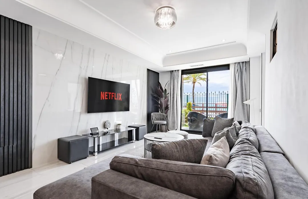 Puerto Banus Beach Apartments-1