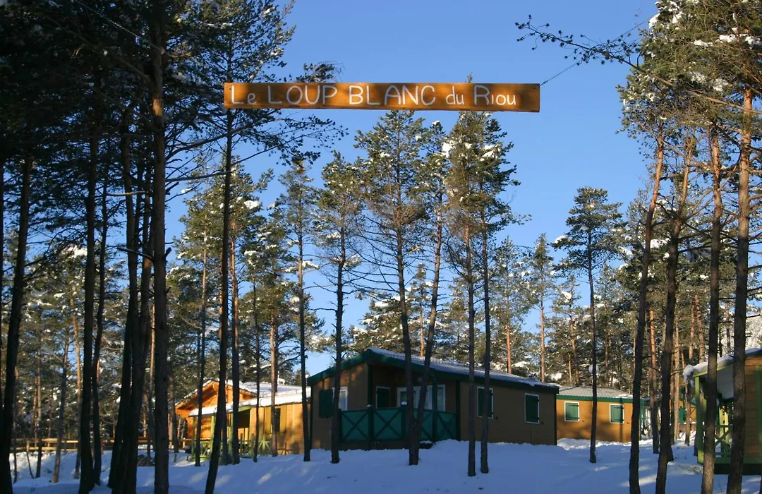Parc Résidentiel de Loisir : Le Loup Blanc du Riou-1